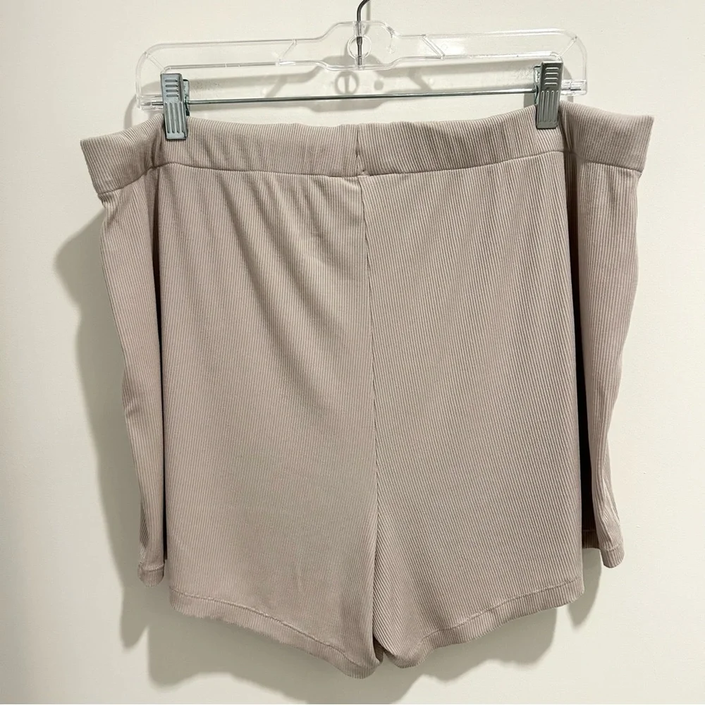 Skims Ribbed Lounge Shorts Cream Size Extra Large - Picture 3 of 6